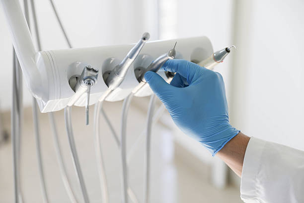Professional Tooth Extraction technician working in Holton, KS